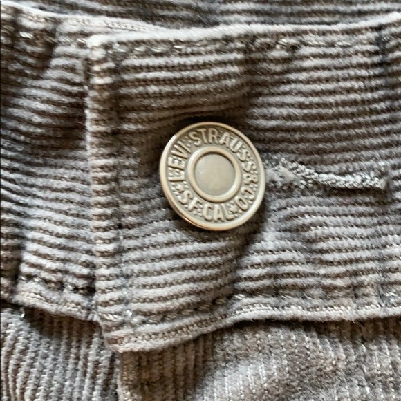 Grey Levi’s corduroy - Picture 3 of 4